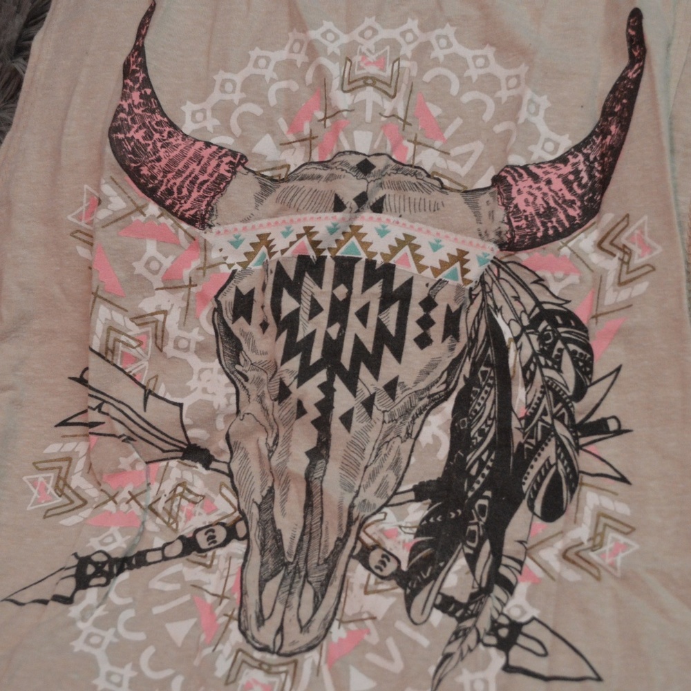 Tribal Tank - Picture 2 of 3